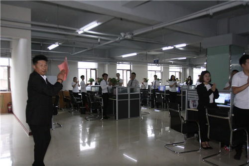 河北誠(chéng)促會(huì)誠(chéng)信萬(wàn)里行走進(jìn)邯鄲耀騰企業(yè)管理咨詢集團(tuán) 郝小學(xué)